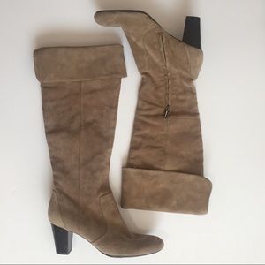 Suede Boots by Bandolino Sz 8.5 NWT